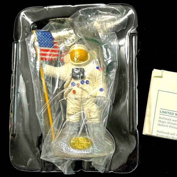 NIB 1994 Hallmark Keepsake Ornament The Eagle Has Landed Light and Voice - Picture 2 of 10